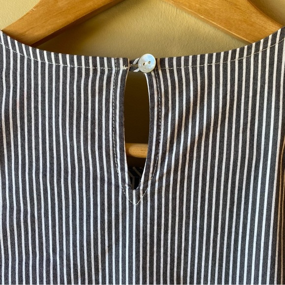J. Jill Top Women's XS Gray White Striped Tie Front 3/4 Sleeves Casual Top - Picture 6 of 11
